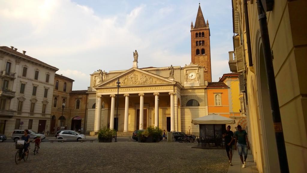Appartamenti I Liutai Cremona Luaran gambar